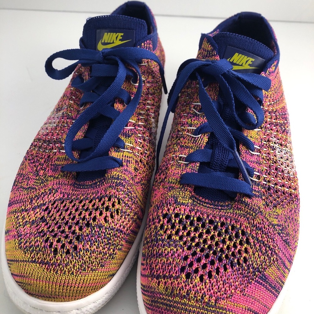 Nike tennis classic ultra Flyknit deep royal blue pink orange size 7.5 ladies